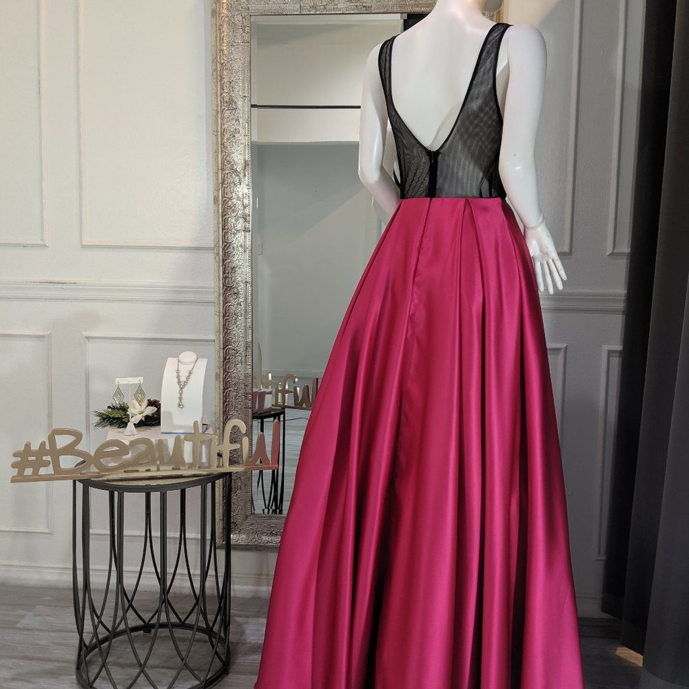 Fuchsia and Black Formal Evening Prom Dress Gown - Picture 2 of 4